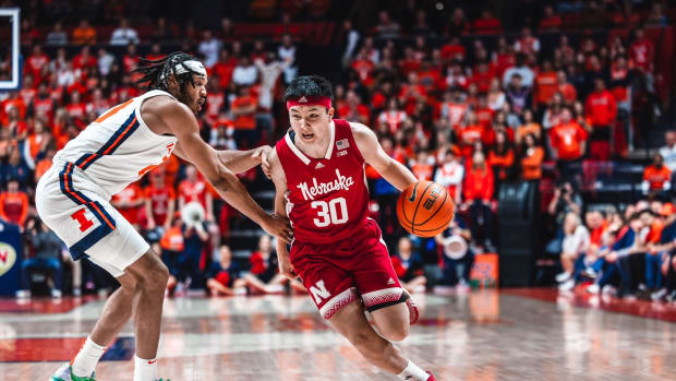 Keisei Tominaga 2023-24 Nebraska MBB at Illinois